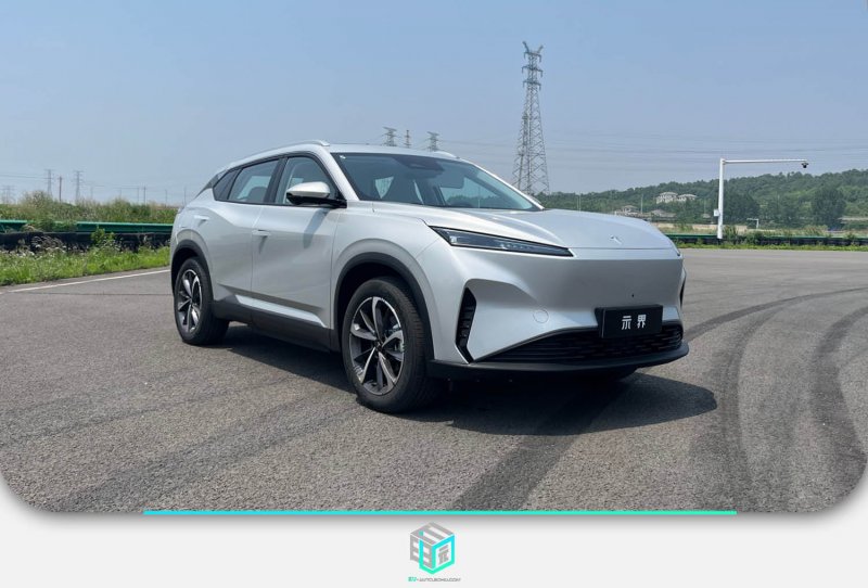 學術界醜聞：論文隱藏 AI 提示以獲好評